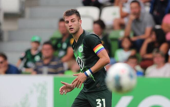 Robin Knoche (VfL Wolfsburg) DFL REGULATIONS PROHIBIT ANY USE OF PHOTOGRAPHS AS IMAGE SEQUENCES AND OR QUASI-VIDEO.