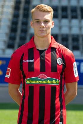 Philipp Lienhart; SC Freiburg, 1. Bundesliga, Portraittermin 2019 2020 SC Freiburg; 1. Bundesliga, Portraittermin 2019 2020 Freiburg Copyright: xEIBNER AchimxKellerx EP_eer