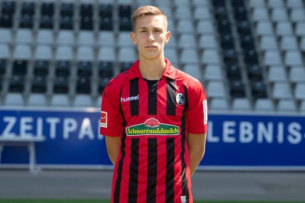 Nico Schlotterbeck; SC Freiburg, 1. Bundesliga, Portraittermin 2019 2020 SC Freiburg; 1. Bundesliga, Portraittermin 2019 2020 Freiburg Copyright: xEIBNER AchimxKellerx EP_eer