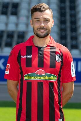 Manuel Gulde; SC Freiburg, 1. Bundesliga, Portraittermin 2019 2020 SC Freiburg; 1. Bundesliga, Portraittermin 2019 2020 Freiburg Copyright: xEIBNER AchimxKellerx EP_eer
