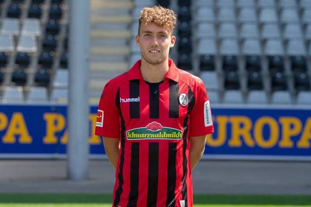 Luca Waldschmidt; SC Freiburg, 1. Bundesliga, Portraittermin 2019 2020 SC Freiburg; 1. Bundesliga, Portraittermin 2019 2020 Freiburg Copyright: xEIBNER AchimxKellerx EP_eer