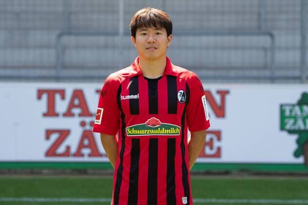Changhoon Kwon; SC Freiburg, 1. Bundesliga, Portraittermin 2019 2020 SC Freiburg; 1. Bundesliga, Portraittermin 2019 2020 Freiburg Copyright: xEIBNER AchimxKellerx EP_eer