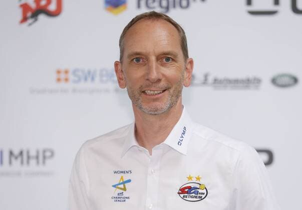 Stuttgart , Handball Fototermin SG BBM Bietigheim , Torwarttrainer Axel Strienz