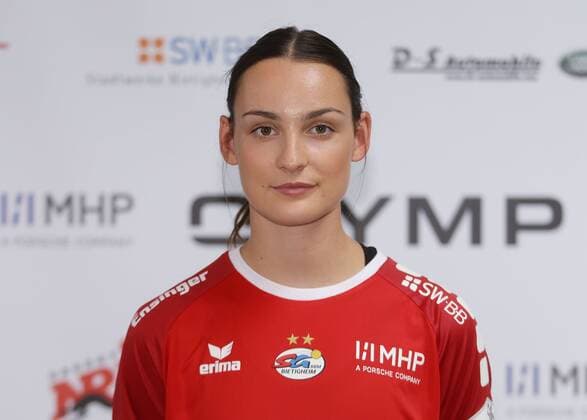 Stuttgart , Handball Fototermin SG BBM Bietigheim , Leonie Patorra