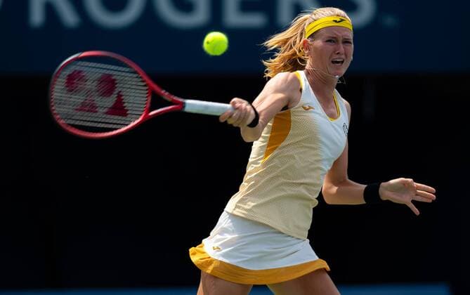 August 5, 2019, Toronto, CANADA: Marie Bouzkova of the Czech Republic in action during the first round at the 2019 Rogers Cup WTA, Tennis Damen Premier Tennis 5 Tournament against Leylah Annie Fernandez of Canada Rogers Cup 2019, Tennis, Toronto, Canada, Aug 5 - ZUMAa181 20190805_zaa_a181_003 Copyright: xAFP7x