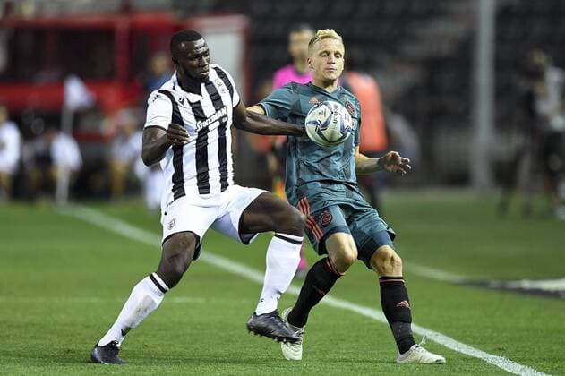 THESSALONIKI , 06-08-2019 , Stadio Toumba , Champions League third qualifying round season 2019-2020 , PAOK player Anderson Esiti (L) and Ajax player Donny van de Beek (R) during the game PAOK - Ajax. PAOK - Ajax  x4058763x Copyright: