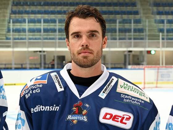 Iserlohn, Deutschland, 06.08.2019, Saison 2019 2020, DEL, Iserlohn Roosters, Pressetermin Porträt Porträttermin Spielerportraits, Michael Clarke (Iserlohn) schaut ( Iserlohn North Rhine-Westphalia Germany eu-images-09-521-023883