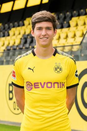 Leonardo Balerdi; Borussia Dortmund; 1.BL, Porträttermin 2019 2020