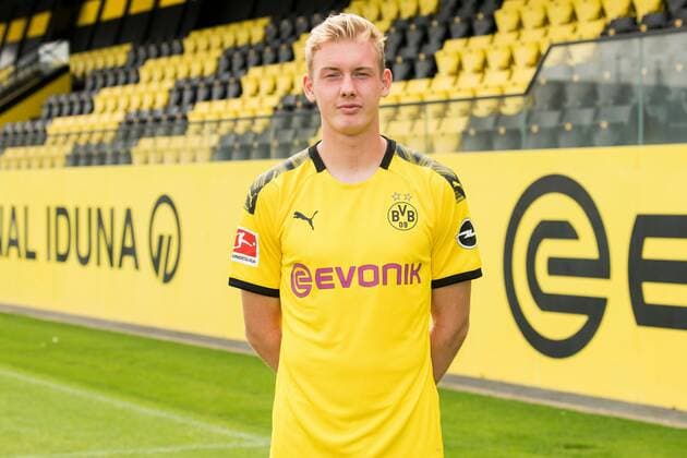 Julian Brandt; Borussia Dortmund; 1.BL, Porträttermin 2019 2020