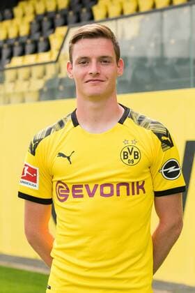 Sergio Gomez; Borussia Dortmund; 1.BL, Porträttermin 2019 2020
