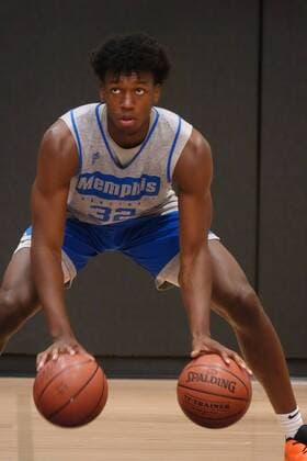 August 6, 2019, Memphis, Tennessee, USA: JAMES WISEMAN, the 1 recruit in the country practices and works out with the University of Memphis Tigers basketball team practices on Tuesday afternoon, Aug, 6, 2019. The Memphis Tigers are the nations No. 1-ranked recruiting class. They will be coached by former NBA, Basketball Herren, USA players coach Penny Hardaways and Mike Miller. MEMPHIS TIGERS - ZUMAf103 20190806_zaf_f103_003 Copyright: xKarenxFochtx