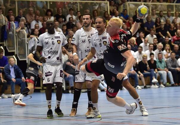 07.08.2019 - Handball - 2. Erlanger Champions Day - Saison 2019 2020 - HC Erlangen Metropolregion Nürnberg HCE - HBC Nantes - OGo - Oliver Nyokas (6, HBC Nantes ) Senjamin Buric (5, HBC Nantes ) Sebastian Augustinussen (9, HBC Nantes ) Sebastian Firnhaber (18, HC Erlangen HCE )