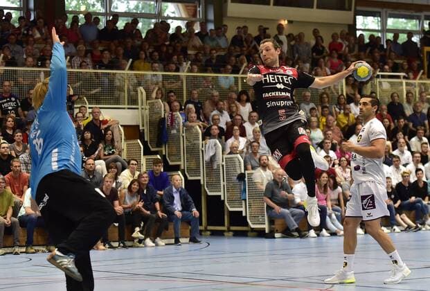 07.08.2019 - Handball - 2. Erlanger Champions Day - Saison 2019 2020 - HC Erlangen Metropolregion Nürnberg HCE - HBC Nantes - OGo - Emil Nielsen (16, HBC Nantes ) Johannes Sellin (5, HC Erlangen HCE )