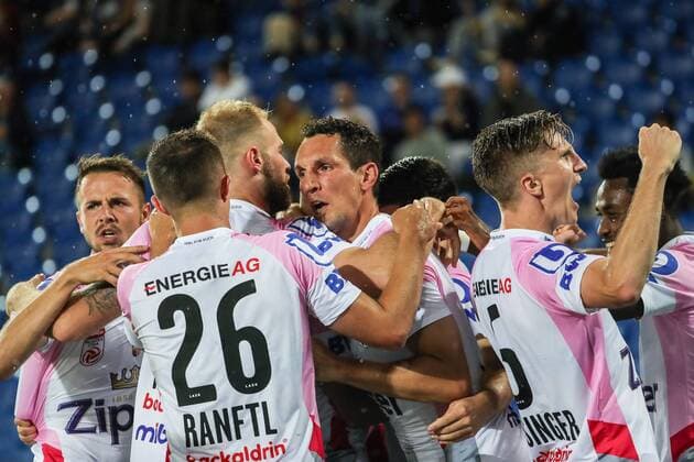 Fussball Champions League Qualifikationsrunde 3 - 19 20 - FC Basel 1893 vs. LASK - 07-08-2019 Torjubel zum 0:1 durch Gernot Trauner (LASK 18), beim Fussball Champions League Spiel Qualifikationsrunde 3 zwischen dem FC Basel 1893 und LASK, am Mittwoch, den 07. August 2019 Sankt Jakob Park in Basel (Schweiz). Copyright: xBEAUTIFULxSPORTS G.xHubbsx