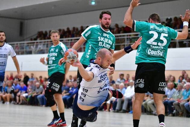 SG Flensburg-Handewitt vs Skjern Handbold, Handball, Nospa-Cup, Bundesliga, 07.08.19 Simon Hald (SG Flensburg-Handewitt, 05), Eivind Tangen (Skjern Handbold, 25), Jonathan Stenbaecken (Skjern Handbold, 11) Copyright: xBEAUTIFULxSPORTS MarioxM.xKobergx