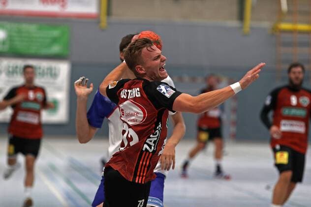 GSD zje 07.08.2019 Hannover Recken - Russland Nationalmannschaft Hannovers Timo Kastening (am Ball)