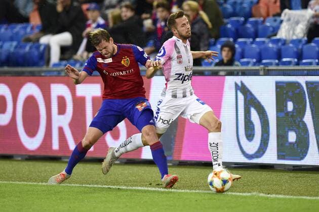 Fabian Frei, FCB, re. Rene Renner, Linz, FC Basel - LASK, Qualifikation Champions League, Fussball, 07.08.2019