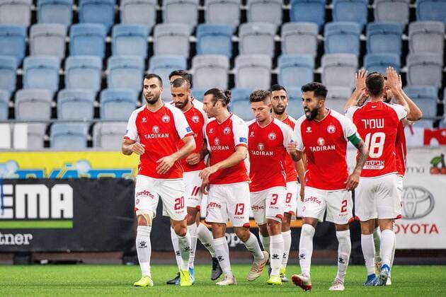 190808 Players of of Hapoel Beer-Sheva celebrates after 1-1 during the UEFA Europa League qualifying match between IFK Norrköping and Hapoel Beer-Sheva on August 8, 2019 in Norrköping. Photo: Josefine Loftenius BILDBYRAN Cop 111 bbeng fotboll football soccer europa league qualification round 3 ifk norrköping hapoel beer-sheva jubel Copyright: JOSEFINExLOFTENIUS BB190808BB217
