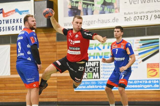 Kasper Arn (BSV Bern-Muri 23) gegen Marcel Niemeyer (HBW Balingen-Weilstetten 3) Handball , Maenner , Vorbeitung , Testspiel, Moessingen , 09.08.2019, Foto:TBaur Eibner HBW Balingen-Weilstetten (GER) vs. BSV Bern-Muri (SUI) Reutlingen Copyright: xEIBNER JoxxBaurx EP_JOBA