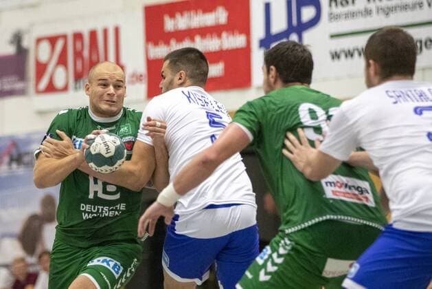 Handball, Testspiel, Füchse Berlin - Russland Nationalmannschaft Fuechse Berlin vs Russische Nationalmannschaft, 11. Internationaler Heide-Cup 2019, Schneverdingen; 09.08.19 Paul Drux (Fuechse Berlin, 95) gegen Dmitrii Kiselev (Russische Nationalmannschaft, 05) Copyright: xBEAUTIFULxSPORTS MarioxM.xKobergx