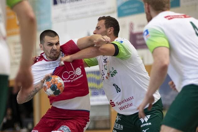 HSG Wetzlar vs Nationalmannschaft Russland, 11. Internationaler Heide-Cup 2019, Schneverdingen; 10.08.19 Dmitrii Kiselev (Russische Nationalmannschaft, 05) gegen Nils Torbruegge (HSG Wetzlar, 018) Copyright: xBEAUTIFULxSPORTS MarioxM.xKobergx