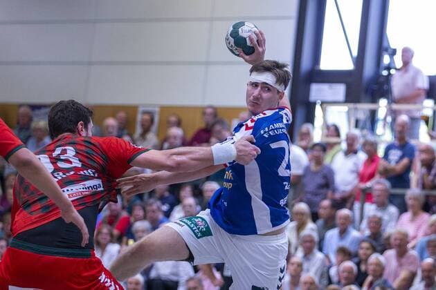 Fuechse Berlin vs Hamburger Verein Hamburg, 11. Internationaler Heide-Cup 2019, Schneverdingen; 10.08.19 Philipp Bauer (HSV Hamburg, 22) gegen Mijajlo Marsenic (Fuechse Berlin, 93) Copyright: xBEAUTIFULxSPORTS MarioxM.xKobergx