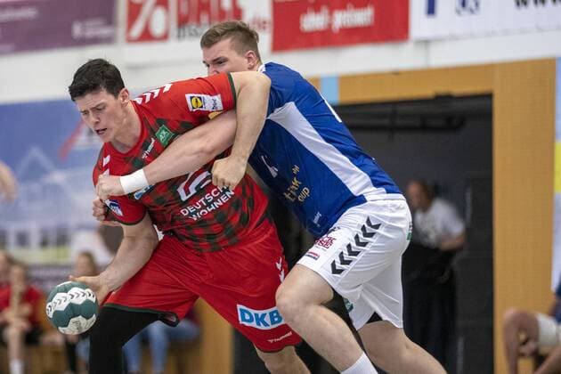 Fuechse Berlin vs Hamburger Verein Hamburg, 11. Internationaler Heide-Cup 2019, Schneverdingen; 10.08.19 Simon Ernst (Fuechse Berlin, 02) gegen Dominil Vogt (HSV Hamburg, 41) Copyright: xBEAUTIFULxSPORTS MarioxM.xKobergx