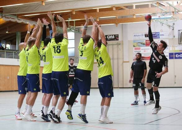 BAU 10.08.2019 Bönnigheim Handball Finale Stadtwerke-Bönnigheim-Cup, SG Leonberg Eltingen vs. TSV Friedberg, rechts Manuel Scholz (Friedberg)