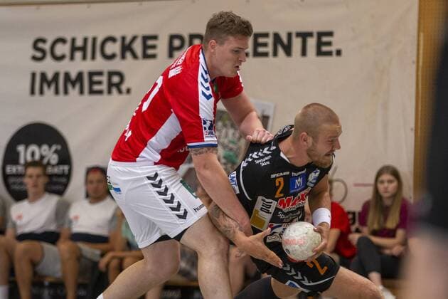 IFK Kristianstad vs Handball Verein Hamburg, 11. Internationaler Heide-Cup 2019, Schneverdingen; 11.08.19 Emil Hansson (IFK Kristianstad, 02) gegen Dominil Vogt (HSV Hamburg, 41) Copyright: xBEAUTIFULxSPORTS MarioxM.xKobergx