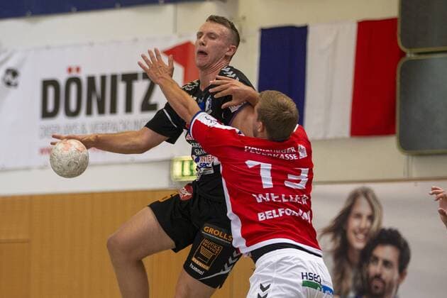 IFK Kristianstad vs Handball Verein Hamburg, 11. Internationaler Heide-Cup 2019, Schneverdingen; 11.08.19 Philip Henningsson (IFK Kristianstad, 06) gegen Niklas Weller (HSV Hamburg, 13) Copyright: xBEAUTIFULxSPORTS MarioxM.xKobergx