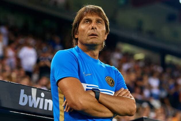 VALENCIA, SPAIN - AUGUST 10: Antonio Conte head coach of FC Internazionale looks on prior to the Bwin Trofeo Naranja friendly match between Valencia CF and FC Internazionale at Estadio Mestalla on August 10, 2019 in Valencia, Spain. (Photo by Get Ready Images) SPO, SOC, FOC  Copyright: xGetxReadyxImages