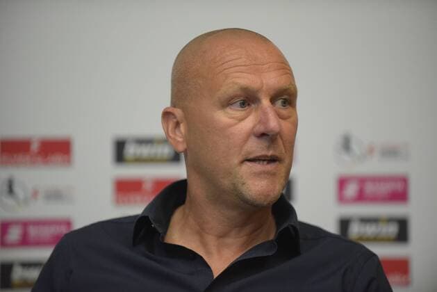 12.08.2019 GER, Frankfurt am Main, Frauenfussball, PK zum Auftakt der FLYERALARM Frauen-Bundesliga Bild zeigt: Markus Högner (Trainer SGS Essen) *** 12 08 2019 GER, Frankfurt am Main, womens soccer, PK at the start of the FLYERALARM Womens Bundesliga Picture shows Markus Högner Trainer SGS Essen