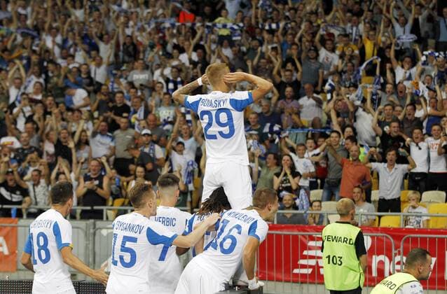 Sport Bilder des Tages August 13, 2019, Kiev, Ukraine: VITALIY BUYALSKIY of Dynamo Kyiv (ÃÂ¡) with teamates celebrates a scoring goal during the UEFA Champions League third qualifying round second leg football match between FC Dynamo Kyiv and Club Brugge KV, at the Olimpiyskiy stadium in Kiev, Ukraine, 13 August 2019. Brugge vs Dynamo Kyiv UEFA Champions League qualifying round - ZUMAg194 20190813_zap_g194_001 Copyright: xSergxGlovnyx