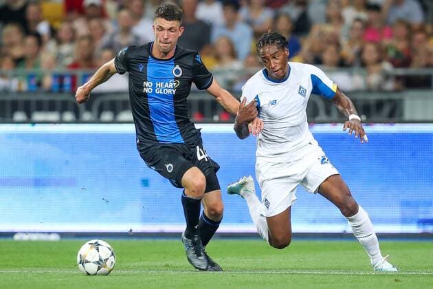 Club s Brandon Mechele and Dynamo s Gerson Rodrigues fight for the ball during a soccer game between Ukrainian club Dynamo Kyiv and Belgian team Club Brugge KV, Tuesday 13 August 2019 in Kyiv, Ukraine, the return match in the third qualifying round of the UEFA Champions League. Club won the first leg 1-0. BRUNOxFAHY  x05642860x