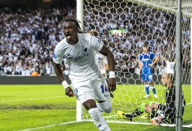 Sport Bilder des Tages Dame N Doye (14), FC Koebenhavn, jubler efter maalet til 1-1 under kampen i Champions League kvalen mellem FC Koebenhavn og Roede Stjerne i Parken tirsdag den 13. august 2019.. , Copenhagen Denmark Copyright: AndersxKjaerbyex-xRitzauxScanpix AndersxKjaerbyex COP101 spdk20190813-205345-L