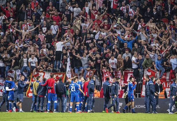 Fansene fra Roede Stjerne fejrer sejren efter kampen i Champions League kvalen mellem FC Koebenhavn og Roede Stjerne i Parken tirsdag den 13. august 2019.. , Copenhagen Denmark Copyright: AndersxKjaerbyex-xRitzauxScanpix AndersxKjaerbyex COP101 spdk20190813-233917-L