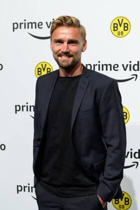Dortmund, Germany, 14.08.2019, Amazon Prime Video, Weltpremiere INSIDE BORUSSIA DORTMUND, Marcel Schmelzer (BVB) Schaut, looks on ( Defodi-01001218426 *** Dortmund, Germany, 14 08 2019, Amazon Prime Video, World Premiere INSIDE BORUSSIA DORTMUND, Marcel Schmelzer BVB Schaut, looks on Defodi 01001218426 Defodi-001 Foto als RAW NEF verfuegbar
