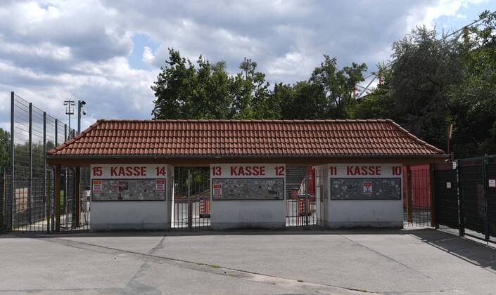 Fussball, Herren, Saison 2019 2020, 1. Bundesliga, 1. FC Union Berlin, Kassenhäuschen auf der Waldseite, 14.08. 2019, *** Soccer, men, season 2019 2020, 1 Bundesliga, 1 FC Union Berlin, box office on the forest side, 14 08 2019, Copyright: xMatthiasxKochx