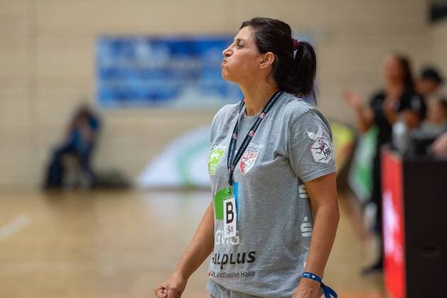 Tanja Logvin (Cheftrainerin, SV Union Halle) in Aktion SV Union Halle-Neustadt (Wildcats) vs. HSG Bad Wildungen (Vipers) 5. SWH Saale-Cup Handball 2.Bundesliga - Saison 2019 2020 Copyright: xVIADATAx xHolgerxJohnx Halle Saale Sachsen-Anhalt Deutschland