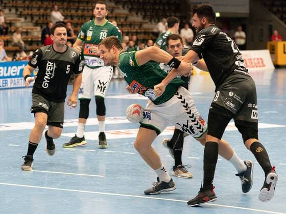 44 Kresimir Kozina (Frisch Auf Goeppingen) gegen 29 Loic Laurent (TuS 04 Dansenberg), Frisch Auf Goeppingen vs. TuS 04 Dansenberg, DHB Pokal, Handball, Herren, 17.08.2019 Frisch Auf Goeppingen vs. TuS 04 Dansenberg, DHB Pokal, Handball, Herren, 17.08.2019 Goeppingen Copyright: xEIBNER Michael_Schmidtx EP_MST