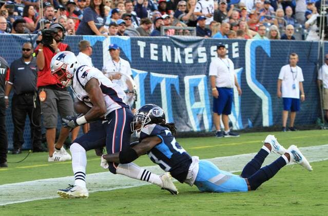 NASHVILLE, TN - AUGUST 17: New England Patriots receiver Jakobi Meyers (16) catches a two-point conversation during a preseason game between the Tennessee Titans and New England Patriots on August 17, 2019, at Nissan Stadium in Nashville, Tennessee. (Photo by Matthew Maxey Icon Sportswire) NFL, American Football Herren, USA AUG 17 Preseason - Patriots at Titans Icon1908217006