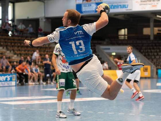 13 Carl Loefstroem (TSV Bayer Dormagen), Frisch Auf Goeppingen vs. TSV Bayer Dormagen, DHB Pokal, Handball, Herren, 18.08.2019 Frisch Auf Goeppingen vs. TSV Bayer Dormagen, DHB Pokal, Handball, Herren, 18.08.2019 Goeppingen Copyright: xEIBNER Michael_Schmidtx EP_MST