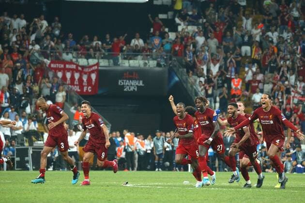 SQUADRA, team group, Mannschaftsbild, Totale Liverpool, UEFA Supercup Final 2019, Liverpool vs Chelsea 2-2 (5-4 apk), celebrating SUPERCOPPA UEFA 2019 FINALE LIVERPOOL-CHELSEA 2-2 (5-4 dcr)
