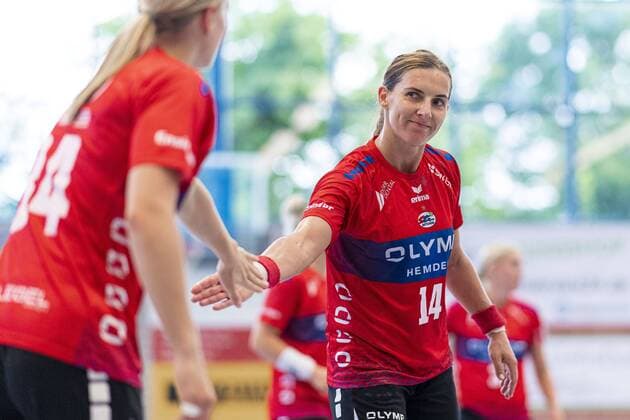 Schwieberdingen, Deutschland 21. August 2019 Testspiel - 19 20 - SG BBM Bietigheim vs. VfL Tigers Waiblingen v.li. Kim Braun (Bietigheim), Karolina Kudlacz-Gloc (Bietigheim) Schwieberdingen Baden-Württemberg Deutschland