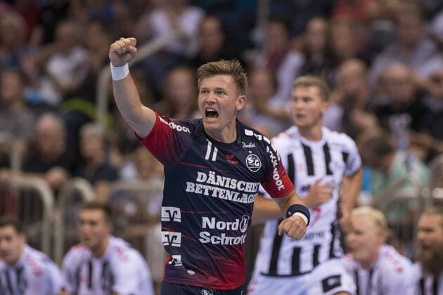 Sport Bilder des Tages Jubel bei Lasse Svan (SG Flensburg-Handewitt) am 21.08.2019 beim Pixum Super Cup in Düsseldorf (Nordrhein-Westfalen) im ISS Dome . SG Flensburg-Handewitt gegen THW Kiel Düsseldorf Nordrhein-Westfalen Deutschland