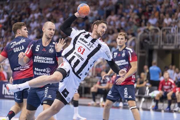 Hendrik Pekeler (THW Kiel) am 21.08.2019 beim Pixum Super Cup in Düsseldorf (Nordrhein-Westfalen) im ISS Dome . SG Flensburg-Handewitt gegen THW Kiel Düsseldorf Nordrhein-Westfalen Deutschland