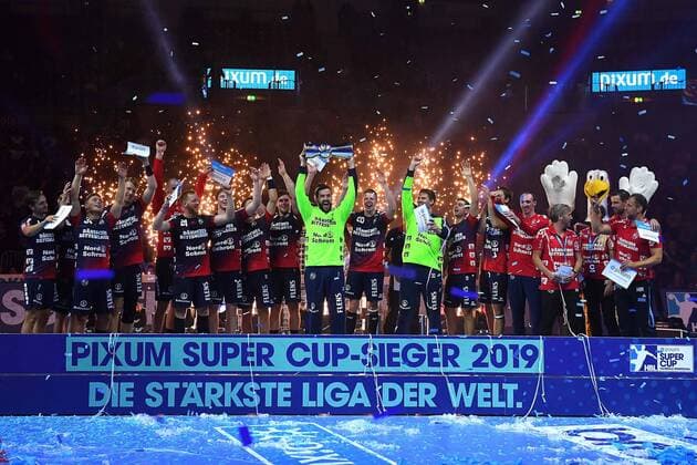 Sport Bilder des Tages Handball Pixum Super Cup 2019 SG Flensburg-Handewitt - THW Kiel am 21.08.2019 im ISS Dome in Düsseldorf Pixum Super Cup-Sieger 2019: SG Flensburg-Handewitt