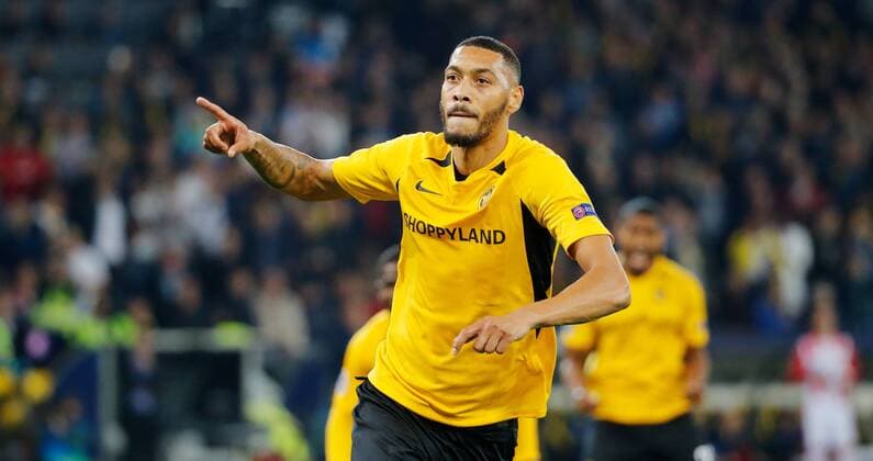 21.08.2019 Stade de Suisse Bern , SCHWEIZ , Saison 2019 2020 Herren Fussball UEFA Champions League Qualifikation Hinspiel BSC Young Boys Bern - Roter Stern Belgrad Torjubel nach seinem Elfmeter zum 2:2 , Guillaume Hoarau (Young Boys)