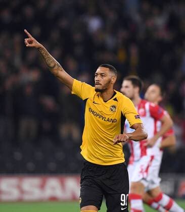 FUSSBALL CHAMPIONS LEAGUE SAISON 2019 2020 Play Off Hinspiel in Bern BSC Young Boys Bern - Roter Stern Belgrad 21.08.2019 JUBEL BSC Young Boys Bern; Torschuetze per Elfmeter zum 2-2 Ausgleich Guillaume Hoarau
