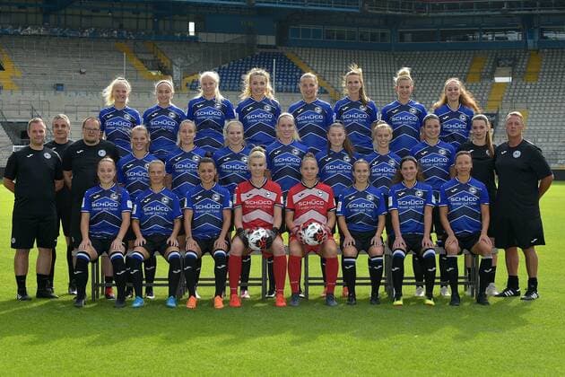 07-08-2019 pmk NB146760 Fussball Frauen 2.Bundesliga Saison 2019 2020 DSC Arminia Bielefeld Frauen Fototermin NIEWALD BRAKEMEIER HELLWIG THIEMANN LOESCH JAEGER HAUSBERGER KIRDAROGLU REINKE GONZALEZ LISON SCHOENING HEITLINDEMANN LIEDMEIER BENDER FETAJ KRALL GRUENHEID BUJNA WUCKEL LAZIC EJUPI GRUENHEID BRANDT BRAUN WEBER CHAVENO RONZETTI